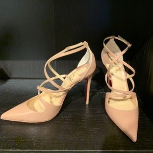 Christian Louboutin 
Crossfliketa
100 mm
nude
S35